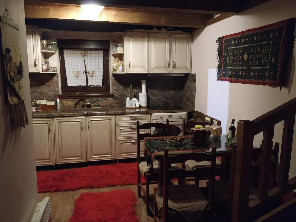 Παραδοσιακή Πέτρινη Κατοικία Στην Βλάχα Ελάτης Esterno foto
