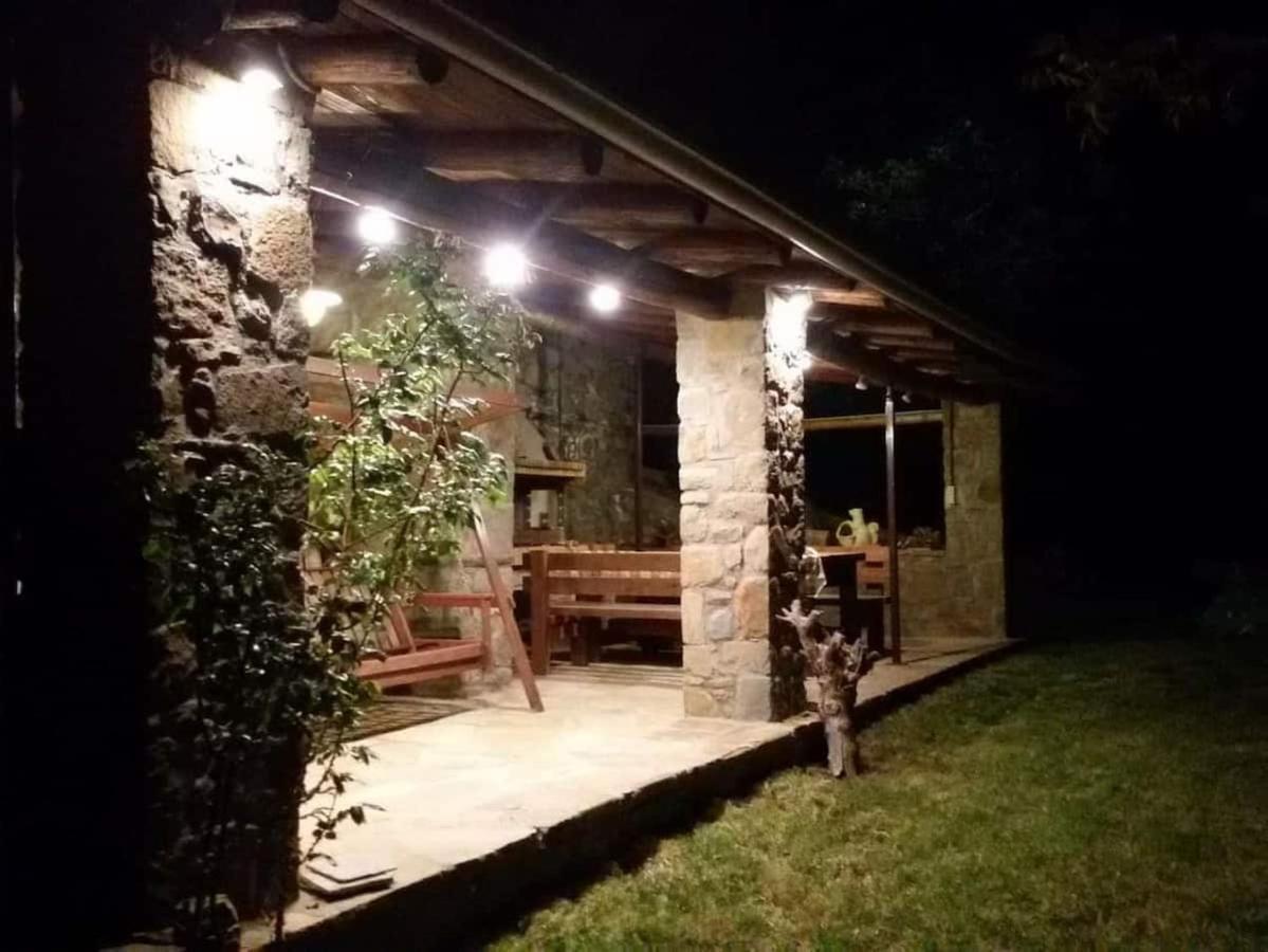 Παραδοσιακή Πέτρινη Κατοικία Στην Βλάχα Ελάτης Esterno foto